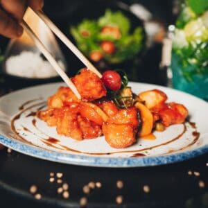 Asian fusion restaurant Lisbon - Chicken with pineapple and veggies in a sweet and sour sauce