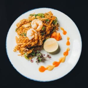 Asian food Lisbon - Malaysian-style stir-fried Maggi noodles with vegetables, chicken, and prawns